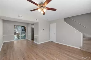 8825 Wrenwood Ln, Brentwood, MO 63144 - Photo 5