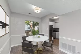 8825 Wrenwood Ln, Brentwood, MO 63144 - Photo 7