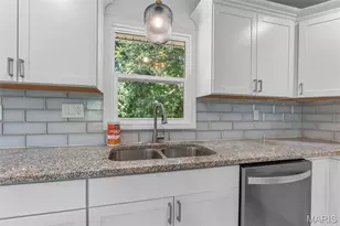 1912 Perryville Rd, Cape Girardeau, MO 63701 - Photo 13