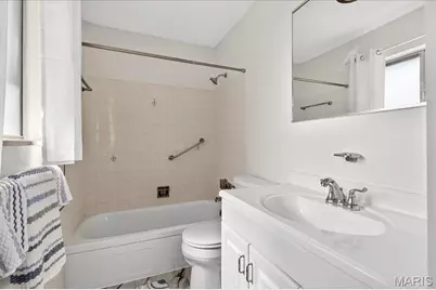 354 Burncoate Drive, Oakville, MO 63129 - Photo 19