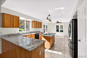 526 Prospector Ridge Dr, Wildwood, MO 63011 - Photo 7