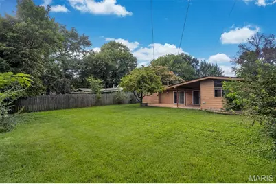 2340 Saint Catherine Street, Saint Louis, MO 63033 - Photo 17