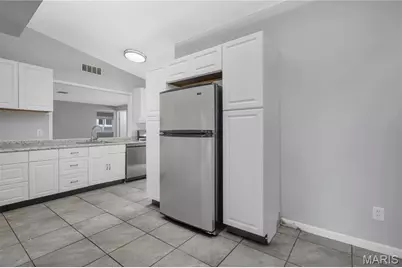2340 Saint Catherine Street, Saint Louis, MO 63033 - Photo 7