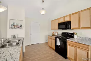 1520 Winding Mdws Dr, Fenton, MO 63026 - Photo 13