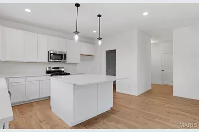 576 Evening Primrose Drive, Wentzville, MO 63385 - Photo 17