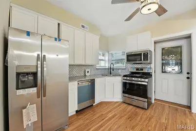 5325 Gilson, Saint Louis, MO 63116 - Photo 9