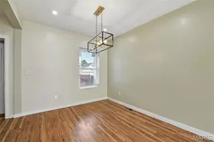 5325 Gilson, Saint Louis, MO 63116 - Photo 5
