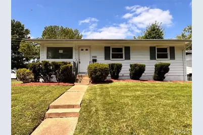 10501 Lilac Avenue, Saint Louis, MO 63137 - Photo 1