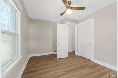 9429 Burdella Avenue, Saint Louis, MO 63114 - Photo 19