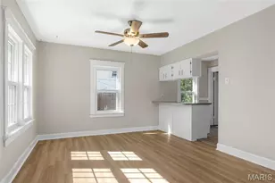 9429 Burdella Ave, Saint Louis, MO 63114 - Photo 11