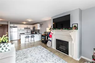 950 E Rue De La Banque, Saint Louis, MO 63141 - Photo 9