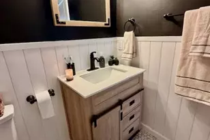 950 E Rue De La Banque, Saint Louis, MO 63141 - Photo 17