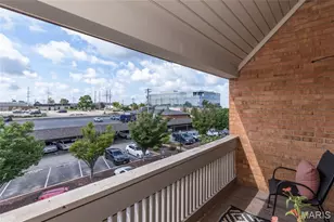 950 E Rue De La Banque, Saint Louis, MO 63141 - Photo 23