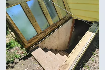 300 E Clouse Street, Mountain Grove, MO 65711 - Photo 25