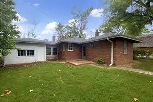 4127 Burnett Ave, Saint Louis, MO 63125 - Photo 11