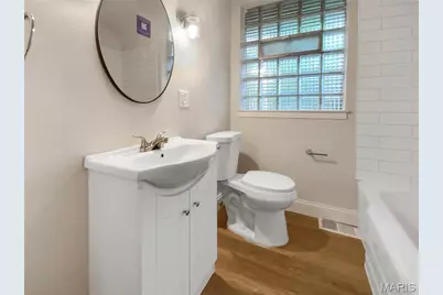 4127 Burnett Avenue, Saint Louis, MO 63125 - Photo 7