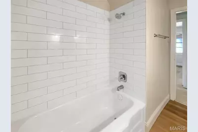 4127 Burnett Avenue, Saint Louis, MO 63125 - Photo 9