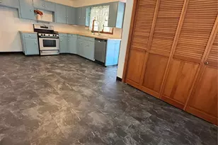 1420 W Centennial Ave, Bowling Green, MO 63334 - Photo 11