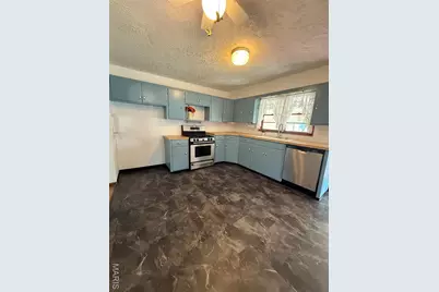 1420 W Centennial Avenue, Bowling Green, MO 63334 - Photo 9