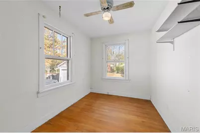 2424 Rockford Avenue, Saint Louis, MO 63144 - Photo 15