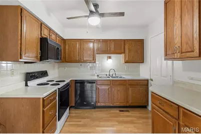 530 Spring Glen Drive, Ballwin, MO 63021 - Photo 11