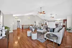 3125 Calhoun Dr, Saint Charles, MO 63301 - Photo 9