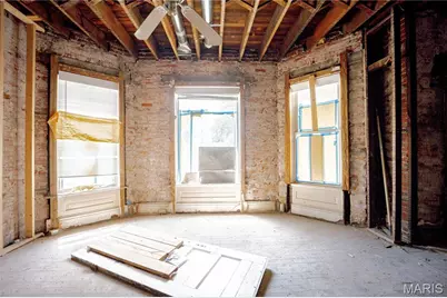 419 Mott Street, Saint Louis, MO 63111 - Photo 5