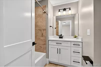 2029 Lily Avenue, Kirkwood, MO 63122 - Photo 35