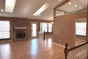 2347 Paradise Peak Cir, Wildwood, MO 63011 - Photo 5