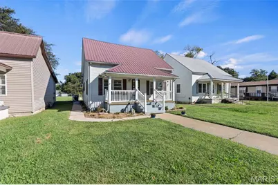 205 E Beech Street, Sikeston, MO 63801 - Photo 1