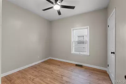 205 E Beech Street, Sikeston, MO 63801 - Photo 17