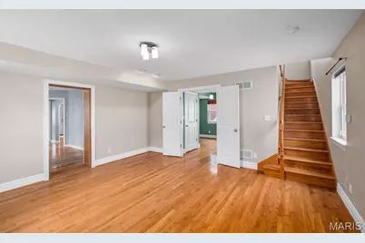8261 Watson Road, Webster Groves, MO 63119 - Photo 19