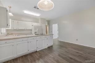 9810 Big Bend Blvd, Crestwood, MO 63122 - Photo 13