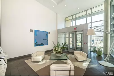 4545 Lindell Boulevard #14, Saint Louis, MO 63108 - Photo 5