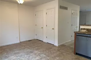 116 Willott Square Dr, Saint Peters, MO 63376 - Photo 3