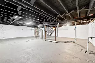 9386 Golden Gate Rd, Rock Hill, MO 63144 - Photo 25