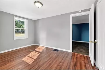 9386 Golden Gate Road, Rock Hill, MO 63144 - Photo 11