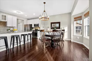 17054 Cambury Ln, Wildwood, MO 63040 - Photo 9