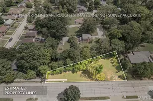 7765 Weston Pl, Saint Louis, MO 63117 - Photo 3