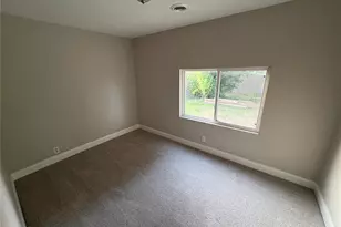 301 Howard Dr, Wentzville, MO 63385 - Photo 5