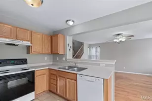 1612 Homefield Meadows Dr, O'Fallon, MO 63366 - Photo 7