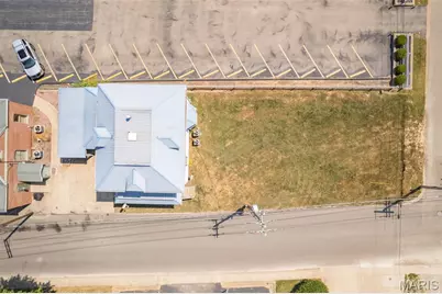 8 S A Street, Farmington, MO 63640 - Photo 17