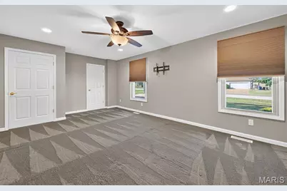 4931 Theiss Road, Saint Louis, MO 63128 - Photo 25