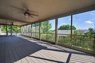 4931 Theiss Rd, Saint Louis, MO 63128 - Photo 11