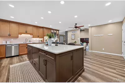 4931 Theiss Road, Saint Louis, MO 63128 - Photo 15