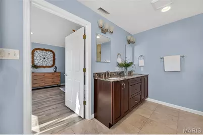 4931 Theiss Road, Saint Louis, MO 63128 - Photo 33