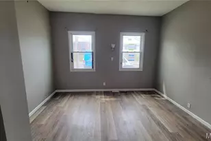 9704 S Broadway, Saint Louis, MO 63125 - Photo 7