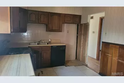 4607 Lee Avenue, Saint Louis, MO 63115 - Photo 5