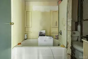 5449 Geraldine Ave, Saint Louis, MO 63115 - Photo 13