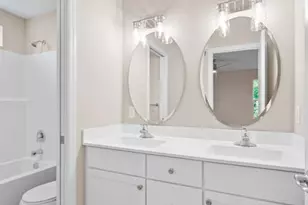 3360 Suncrest Ave, Saint Louis, MO 63114 - Photo 15